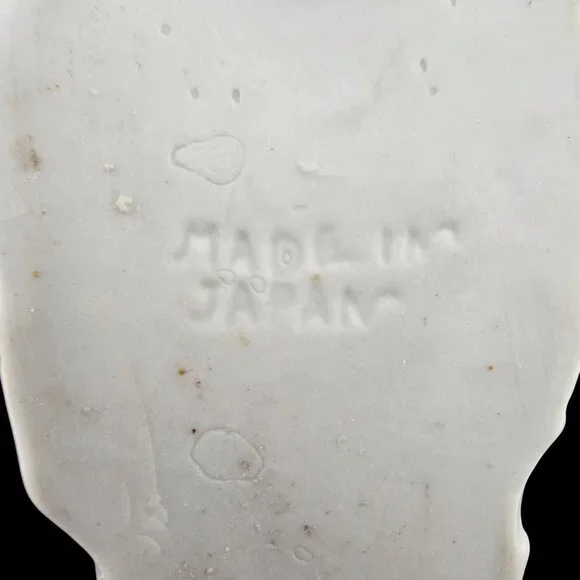 Vintage Porcelain Figurine Victorian Lady In Chair With Tea Cup Feet Up  Japan - Picture 10 of 11